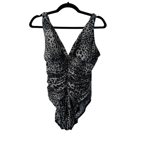 Miraclesuit Purr Fection Oceanus Gray Black Scoop Back One Piece Swimsuit 14 - Picture 2 of 7